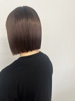 ダダ(DaDa) ぱつっとボブ