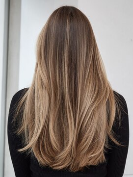 イリス 名古屋 名駅(Iris) 名駅/名古屋/ブリーチ/縮毛矯正/ダブルカラー/エクステ/髪質改善