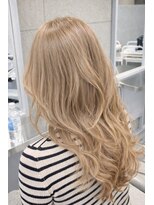 ソヨン 横浜店(SOYON)&nbsp;韓国レイヤー/ハイトーン/ブリーチ/ブロンドベージュ横浜駅/横浜