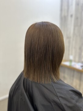 セブンルックス モカ 宇都宮鶴田店(7LOOKS mocha) 寒色ベージュ