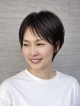 イートンクロップガーデン(Eton Crop Garden) 首キレイ丸みショート