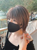 ステアケース ギンザセブン(stair:case ginza7)&nbsp;外ハネショートウルフ透明感ハイライト