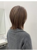 丸みショートボブハッシュカット顔まわりレイヤークラゲウルフ 