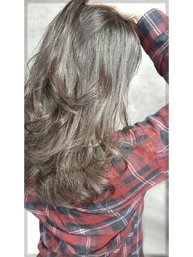 ヘアーラウンジ アンフィ 井土ヶ谷(Hair Lounge Anphi) 【Anphi】スモーキーアッシュグレー