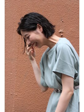 ビューティアンドトリップ クイーンズグッドプラン(Beauty&Trip QUEENS Good Plan) 【QUEENS Good Plan】ぱっつんボブ×波ウェーブ×オールバック