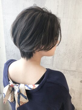ゴートヘア(GOAT HAIR Hirakata) 毛先ワンカールでキマる大人ショート【担当コオリ】