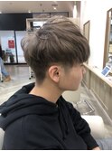 グレージュカラー×マッシュスタイル
