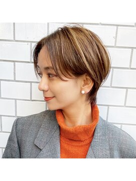 ラナ 渋谷(Lana) 【Chill】大人可愛いAラインピンクベージュクールショートボブ