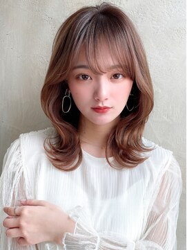 アフロート ディル(AFLOAT D'L) みきなヨシンモリくびれミディ20代30代顔まわり透け感前髪丸顔髪