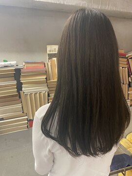 ロイジー(roijir) 【roijir 表参道】ストレートロング×ミントベージュ