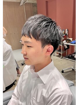 エメン(EMEN) ナチュラルショート 担当土井