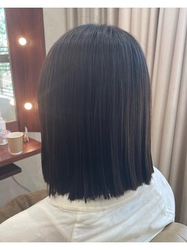 アーキヘアーカリス(archi hair charis) 切りっぱなしボブ×弱酸性ストレート