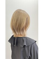 シロ(shiro.)&nbsp;ハイトーンベージュカラー