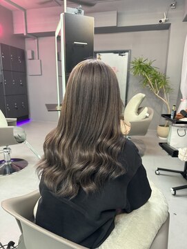 クク 那覇国際通り(CUCU) #バレイヤージュ#ツヤカラー#ケラスターゼマスク