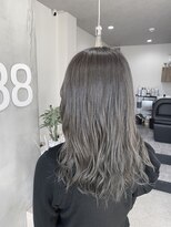 エイティエイト(88)&nbsp;ブリーチ×グレージュ