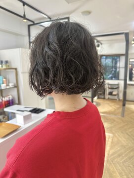 ファイブシーン アオヤマ(5SCENE AOYAMA) 切りっぱなしボブミニボブパーマくびれボブ外ハネボブブリーチ