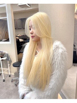 ローレン(Lolen.) ロングハイトーン ホワイトブロンド  ふじゆー