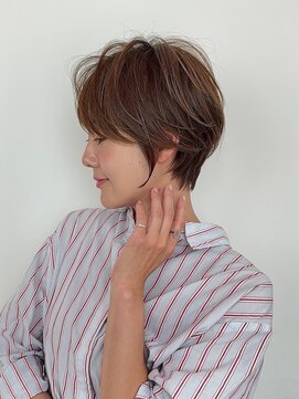 顔型別ヘアスタイル特集/チェリーブラウン/ショートカット