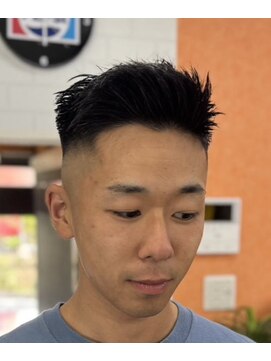 ピシャッとニ代目銀二郎 スキンフェード