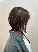 大人ショートボブヘアくびれショートヘア白髪染めグレイカラー