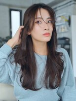 エインアンリー 明治神宮前(AIN.ANLY.) フェミニンロング大人かわいい透明感カラーレイヤーカット小顔