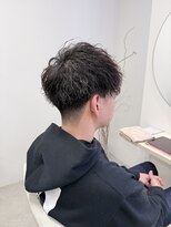 エメ 小山(Aimer) ラフパーマ風ショート