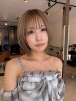 ウエストリー(WESTORY) #ハッシュカット#レイヤーボブ#顔周りレイヤー#ブリーチ#20代