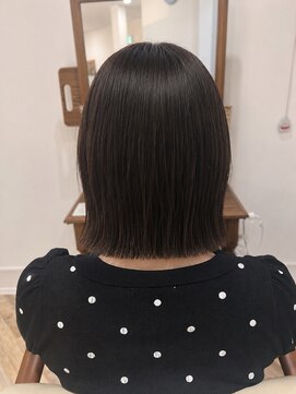 シアリー(SHEERIE) 切りっぱなしBob