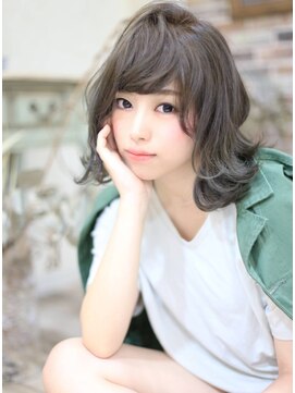 コバコ(Cobaco) 外ハネミディ