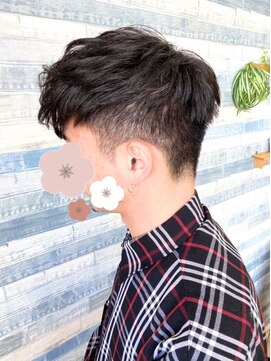 ベンティレオ(venti Leo) 前下がりマッシュ　フェードグラデーション