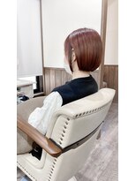 ショコラ 国立谷保(Chocolat)&nbsp;切りっぱなしぱっつんボブ【ショコラオリジナル春色カラー☆】