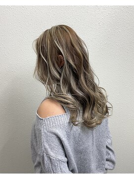 アウルム 下北沢(aurum) 【ロング】ミルクハイライト(M3D髪質改善下北沢アウルム)