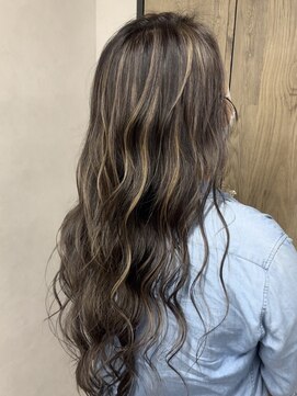 ヴィフ 大船(VIF) ハイライトカラー/ケアブリー/ダブルカラー白髪ぼかし脱白髪染め