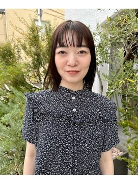 コム(com) ビターなブラウンヘア