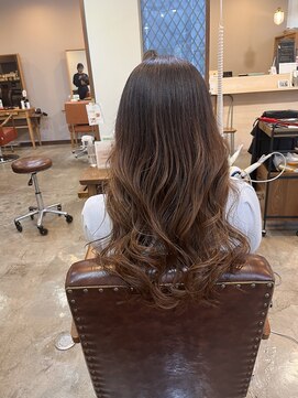 スアバイキキ(SuA by kiki.) ココアベージュ/クラゲヘアー/オリーブグレー［千葉］