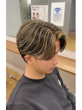 アレス バイ シカ 神戸三宮元町店(ALLES by Cica) 金ハイライト毛流れヘアー