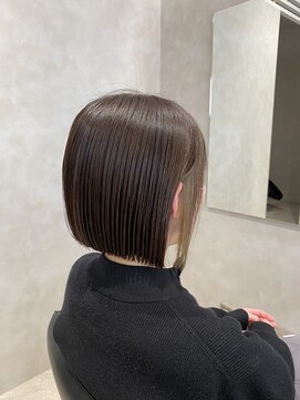 トキ(toki) 20代30代40代ボブ×インナーカラー