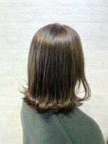 リア(li'a)&nbsp;オリーブグレージュ×ミディアムボブ