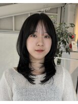 アクアオモテサンドウ(ACQUA omotesando)&nbsp;bミディアムハッシュカットロングレイヤーカットくびれヘア