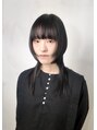 アンリ(Anri) 個性派ウルフカット
