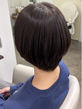 収まりの良いショートスタイル