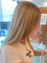 ビュートリアム 鎌倉小町(BEAUTRIUM)&nbsp;ホワイトブロンド/ダブルカラー/beautrium鎌倉小町　大冨ハナ