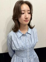 ラグナ(LAGUNA)&nbsp;くびレイヤー/ブリーチなし/ミルクティーベージュ/ミディアム/