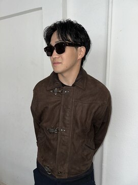 ボウ(BOW) 【BOW HAIR】ルーズパーマ×センターパート