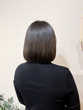 シヨン(ciyon.) 艶髪ワンレン☆美シルエットボブ