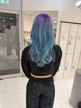 ステラ ヘア デザイン サロン(STELLA hair design salon) ロングヘア 派手髪ルーツカラー 【杉若】