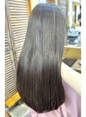 20代30代上品ベージュ