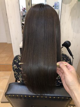 アコンプリッシュ 代官山 恵比寿(accomplish) ミルキーアクアミネコラ