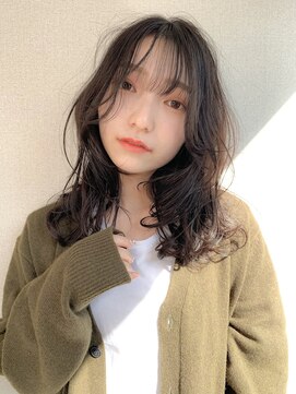 オグジュアリー 表参道(aux.) パーマ風トレンドレイヤースタイル