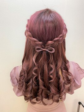 アップスニニー(up's niny) 編み込みリボンのハーフアップ